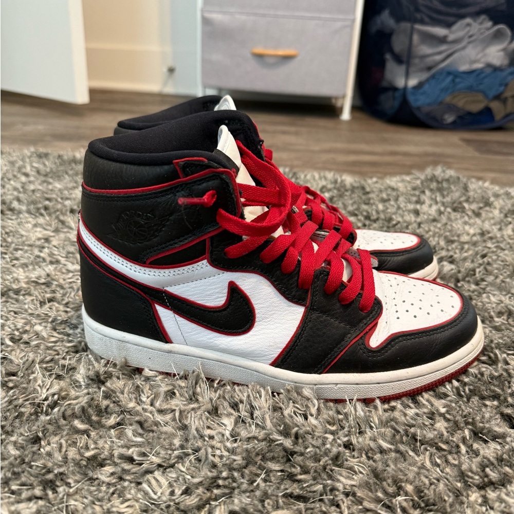 Nike Air Jordan 1 Retro High OG “Bloodline” in Black, White & Red